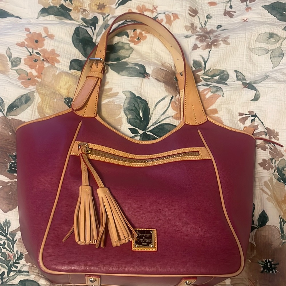 Dooney & Bourke Purse